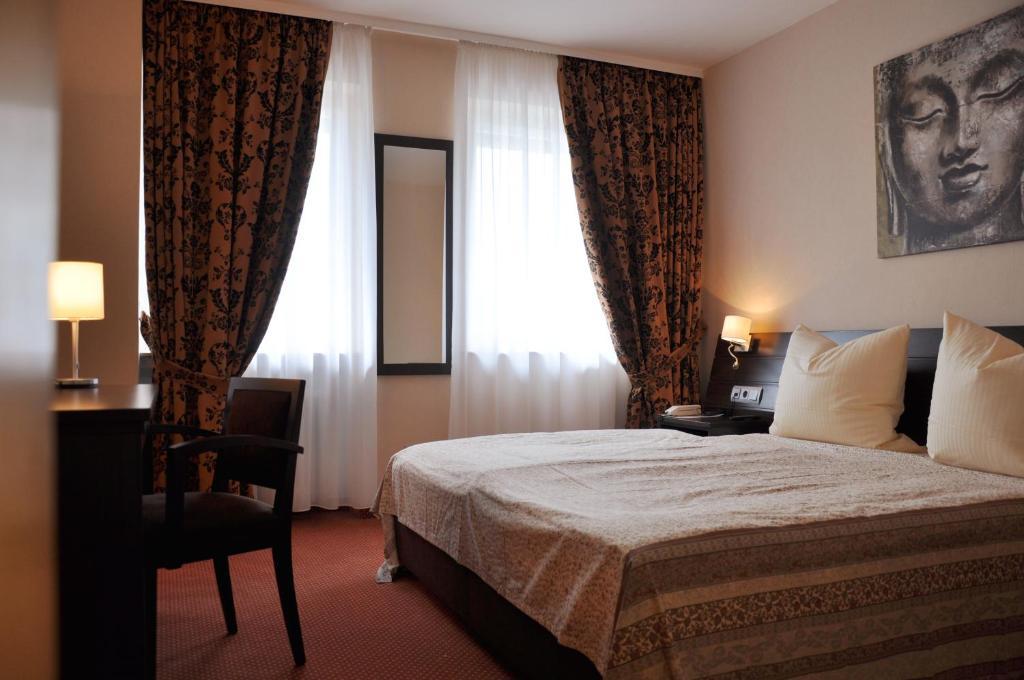 Hotel Ruedesheimer Hof Rüdesheim am Rhein Eksteriør bilde